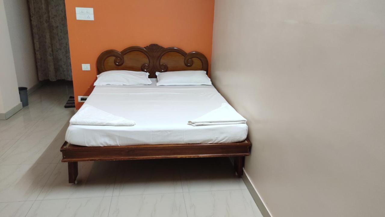 Sibi Lodge 코임바토르 외부 사진
